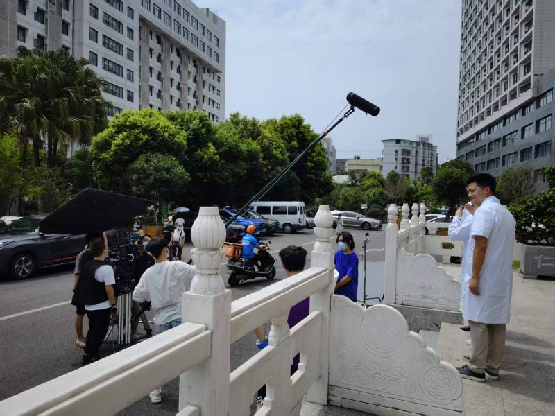 北林区广告片拍摄公司低成本实现高规格制作的诀窍
